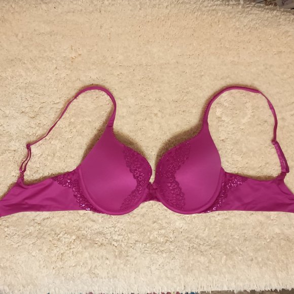 EUC ~ Victoria Secret's Body By Victoria Perfect Shape Underwire Bra (Size 32C) - Picture 2 of 5